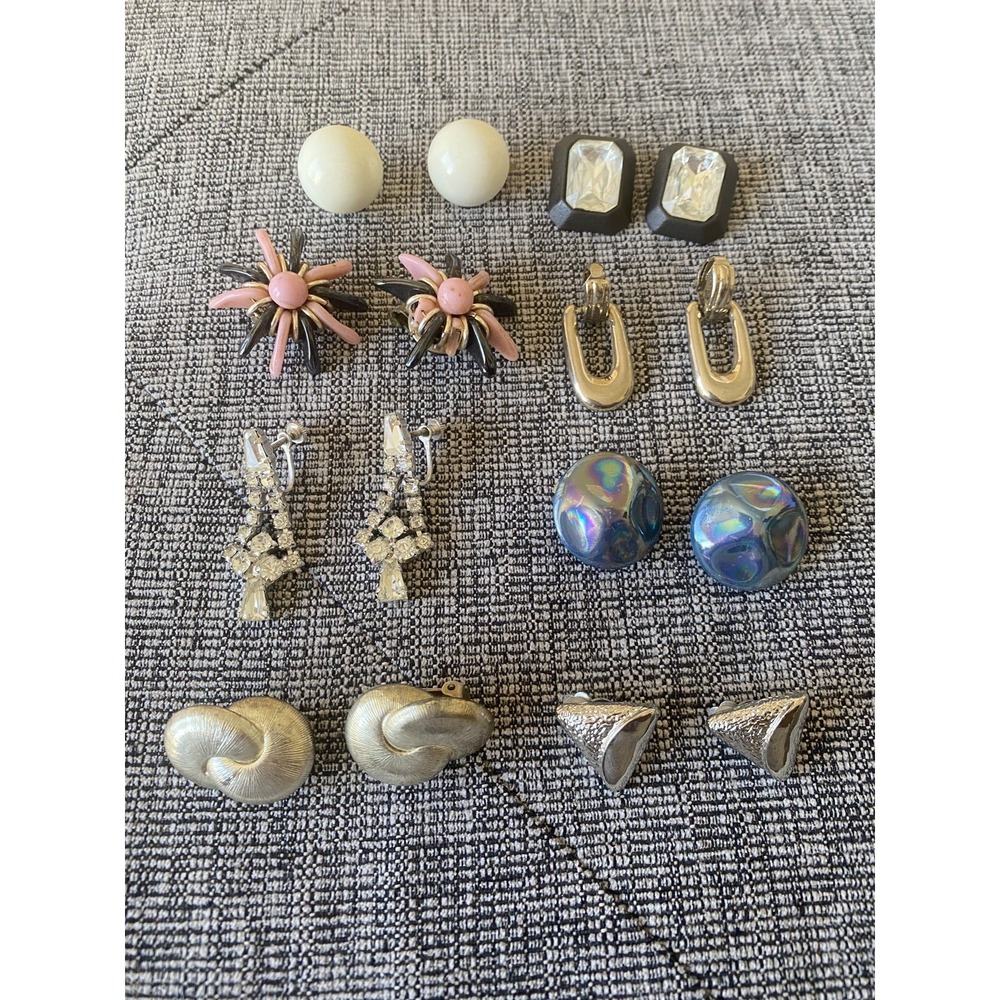 Vintage Clip on Costume Jewelry Earrings Lot 8 Pairs Colorful‎ Mix Estate Sale